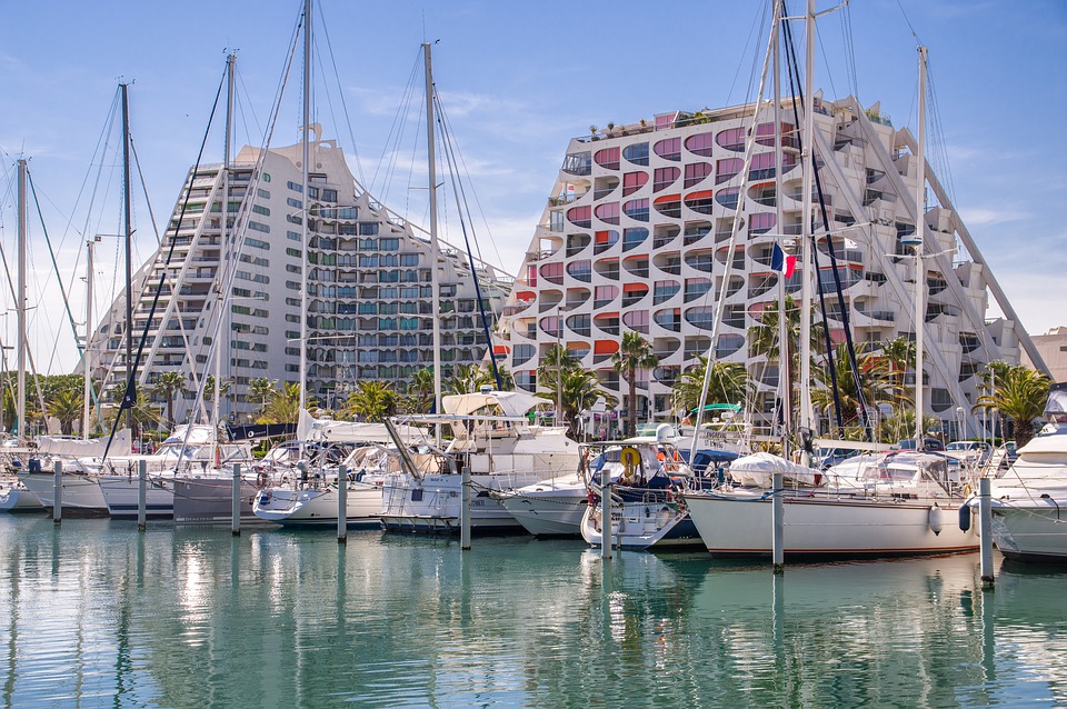 La Grande Motte Tour Guide