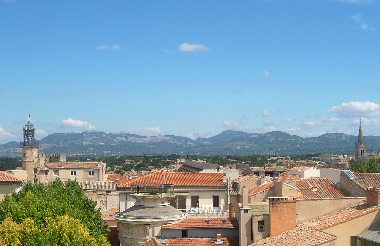 N°1 Carpentras Walking Tour (2h) The best of Provence