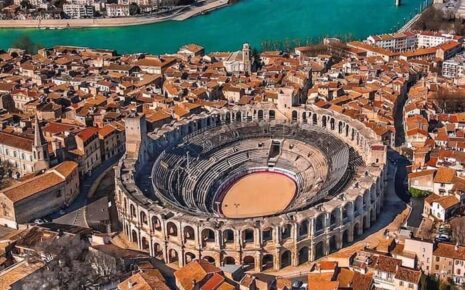 Visit Arles, Arles Amphitheater, Arles Tour Guide,