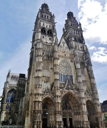 The Best City Tour in TOURS