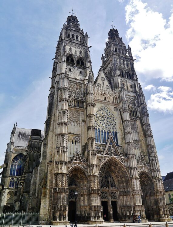 The Best City Tour in TOURS