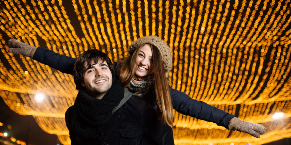 Christmas Market Marseille couple