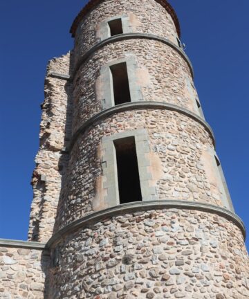 Excursion to Grimaud, Visit Grimaud, Saint Tropez Cruise Port