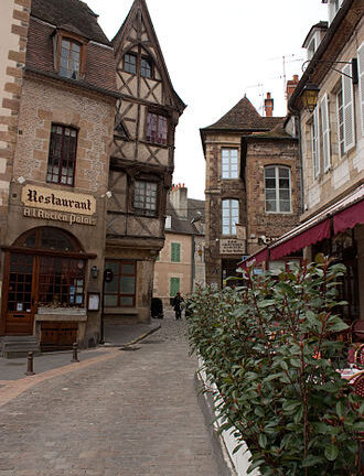 Visit Moulins, Guides France