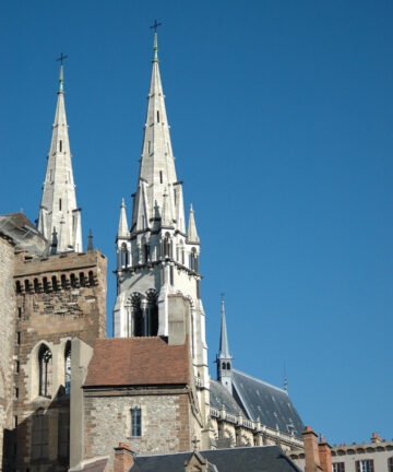 Visit Moulins, Guides France