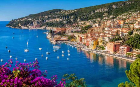 Visit Villefranche-sur-Mer with a private guide